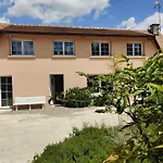 빌라 Maison Avec Piscine, Jacuzzi Et Grand Jardin A 1h De Paris