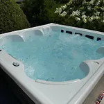 Maison Avec Piscine, Jacuzzi Et Grand Jardin A 1h De Paris Chatillon-sur-Morin