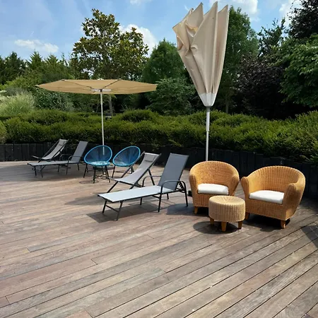 Maison Avec Piscine, Jacuzzi Et Grand Jardin A 1h De Paris Villa Chatillon-sur-Morin